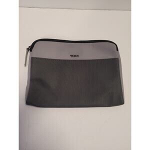 Tumi For Delta Airlines Small Travel Storage Bag Zipper Pouch Toiletries Gray